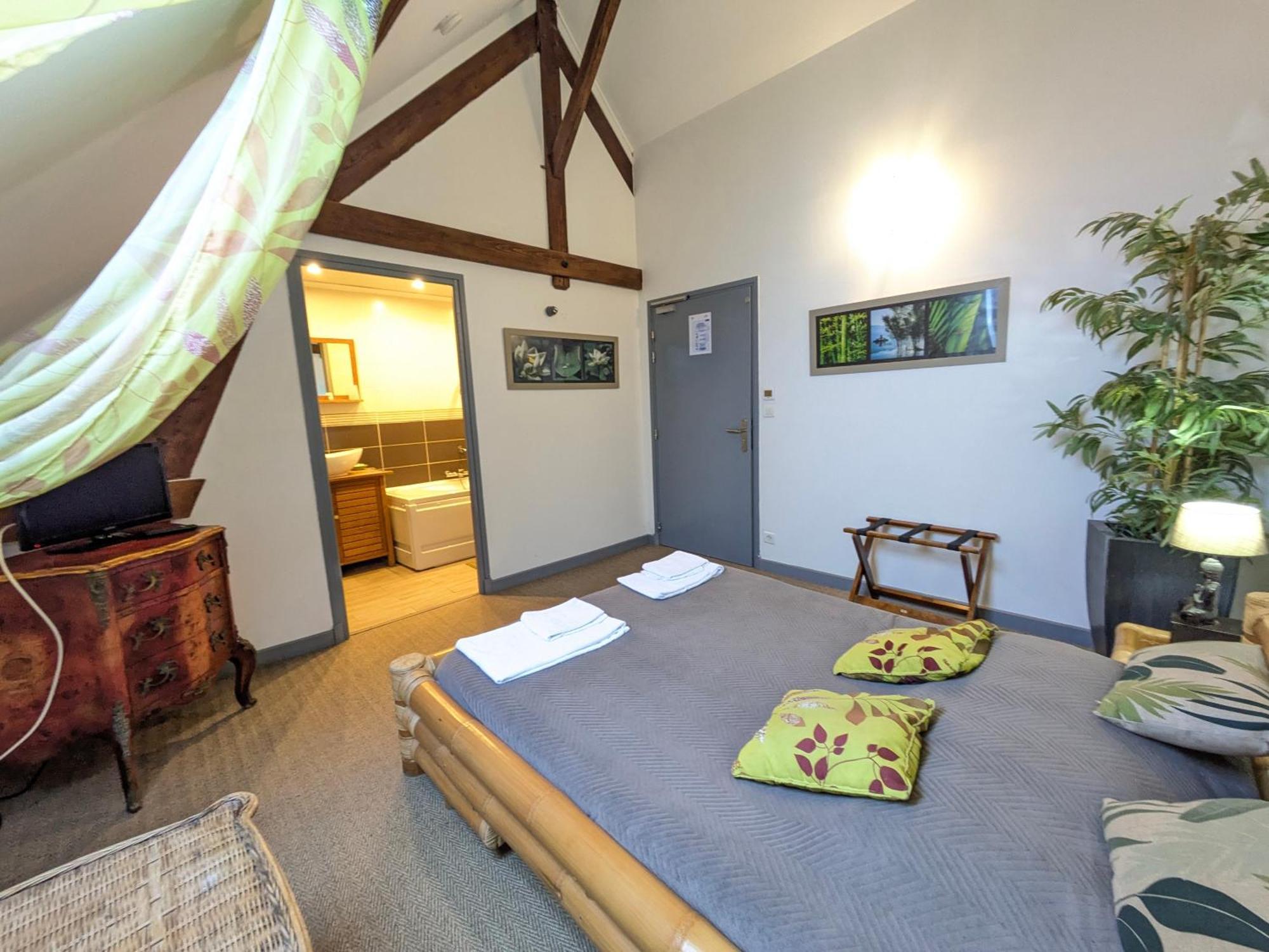 Chateau De Quesmy Ngoại thất bức ảnh
